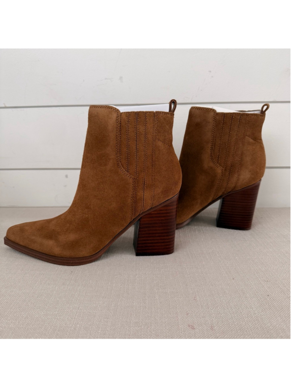 Women's Marc Fisher Brown Suede Ankle Boots & Booties 6.5 - Picture 2 of 8